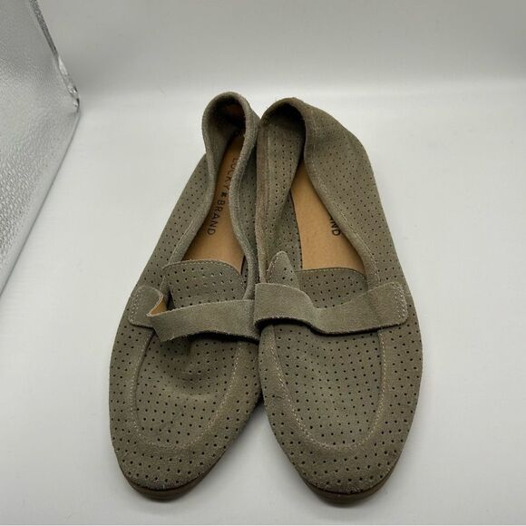 Lucky Brand Caylon Perforated Suede Loafer Size 8M - Picture 2 of 11